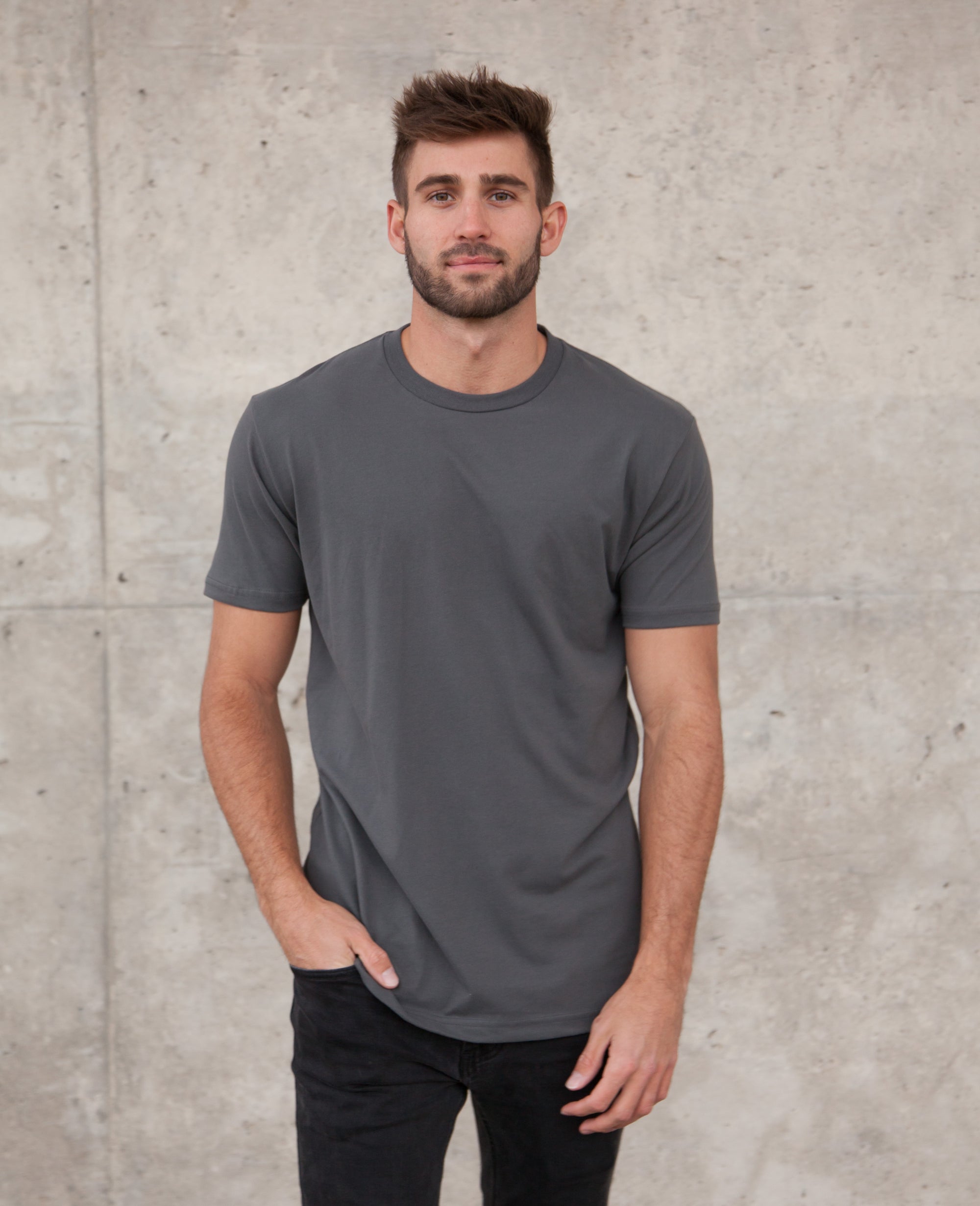 MAGO plain charcoal grey short sleeve t-shirt